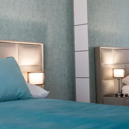 Coral Luxury *