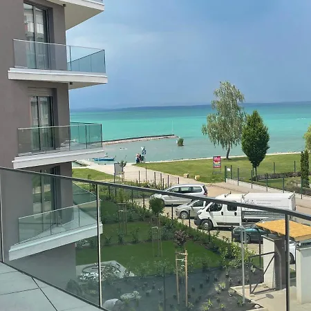 Coral Luxury * شيوفوك